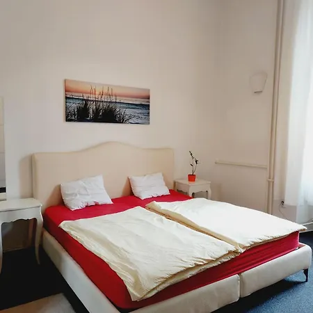 Old Town Center Just In 3 Min Walk Private C Privatunterkunft