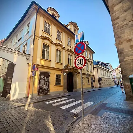 Homestay Old Town Center Just In 3 Min Walk Private C Prague
